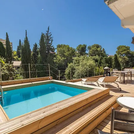 Sublime House With Swimming Pool In * Le Cannet