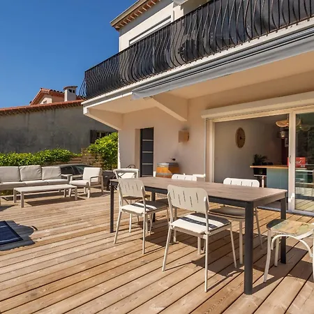 Sublime House With Swimming Pool In Le Cannet